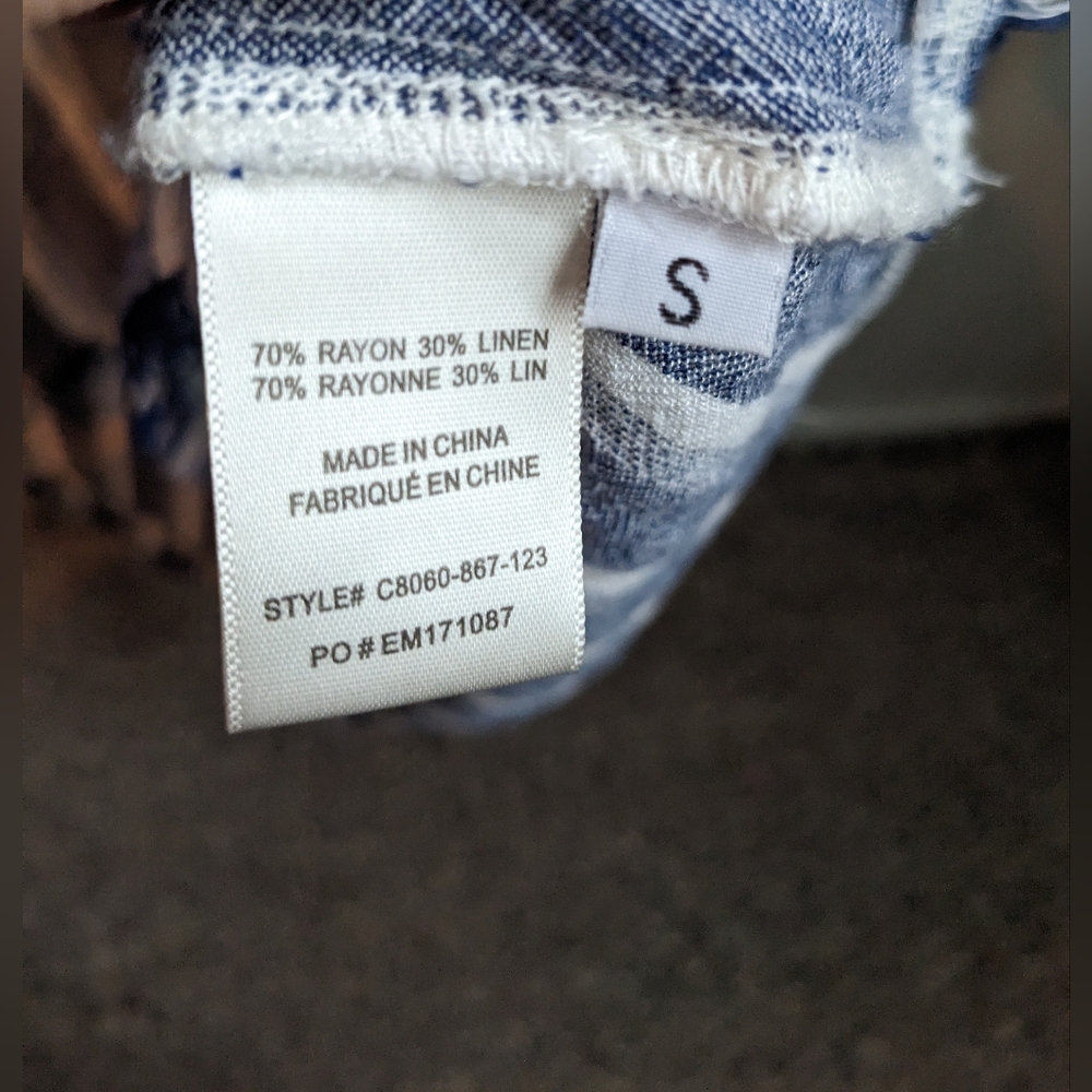Cloth & Stone Striped button down - Picture 4 of 10